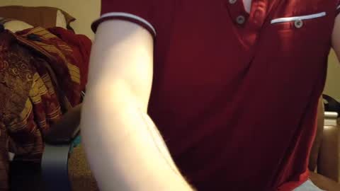 Snapshot of isaac_sheffield chatting on February 28, 1:14 pm isaac online show from February 28, 1:14 pm
