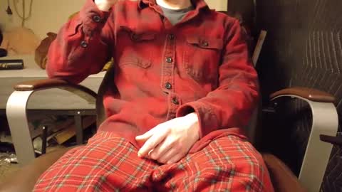 Snapshot of isaac_sheffield chatting on January 3, 7:07 pm isaac online show from January 3, 7:07 pm