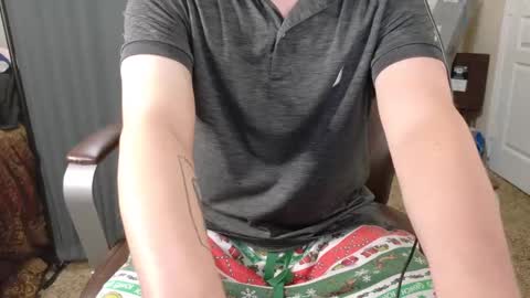 Snapshot of isaac_sheffield chatting on September 10, 12:04 pm isaac online show from September 10, 12:04 pm