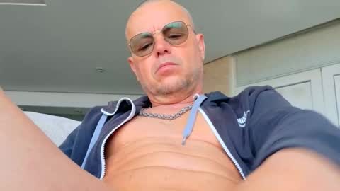 isanin online show from May 2, 12:52 pm