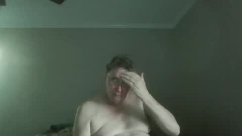 island625103 online show from October 20, 9:41 pm