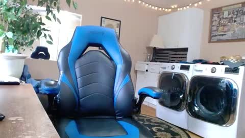 Jim online show from December 31, 9:06 pm