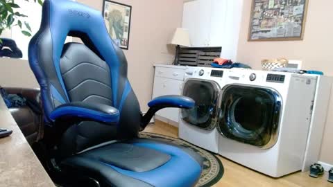 Jim online show from January 1, 10:54 am