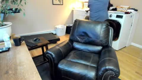 Jim online show from July 5, 10:33 am