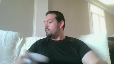 italianbigboy932 online show from April 17, 11:57 am