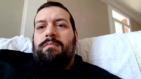 italianbigboy932 online show from April 2, 9:17 am