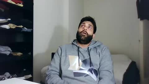 Snapshot of italianboybcn chatting on March 1, 6:32 pm italianboybcn online show from March 1, 6:32 pm