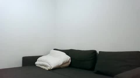 Snapshot of italianboybcn chatting on December 15, 10:50 am italianboybcn online show from December 15, 10:50 am