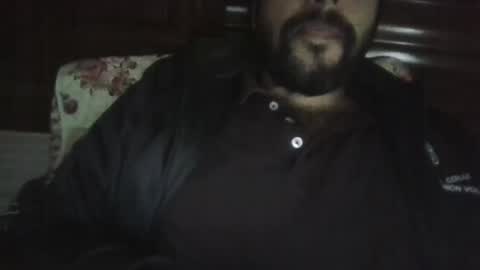 Snapshot of its_me_2323 chatting on February 17, 4:42 am its_me_2323 online show from February 17, 4:42 am