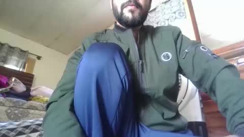 Snapshot of its_me_2323 chatting on October 11, 7:34 am its_me_2323 online show from October 11, 7:34 am