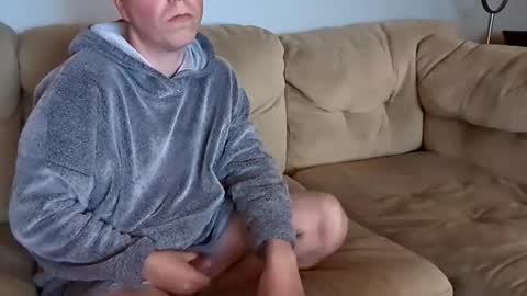 itscrunchtime online show from October 25, 2:57 am