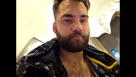 Daiton online show from November 1, 2:21 pm