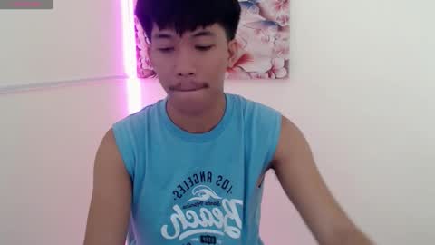 itsme_cxhennn online show from October 19, 7:28 pm