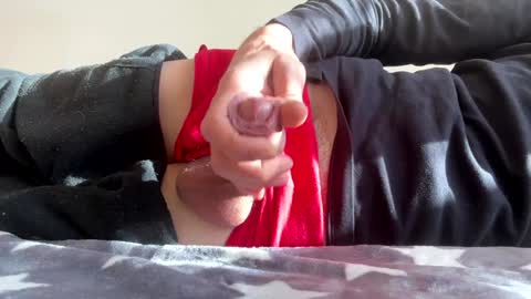 Iuuuf2 or Samel online show from December 3, 9:42 am