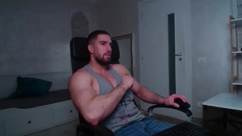 IvanHydee online show from January 8, 5:56 am