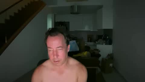 chat with me to find out online show from December 14, 7:04 am