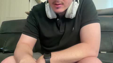 iwantyounow42069 online show from April 19, 6:10 pm