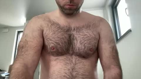 Izylduur online show from March 16, 9:35 am