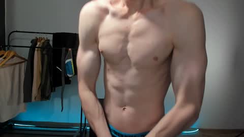 Danny online show from December 6, 4:58 am