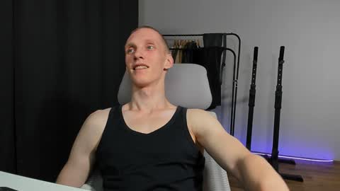 Danny online show from January 6, 4:44 pm