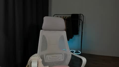 Danny online show from February 23, 6:30 pm