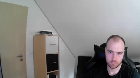 Snapshot of j_german783377 chatting on January 27, 11:43 am here4y online show from January 27, 11:43 am