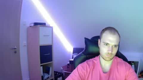 Snapshot of j_german783377 chatting on February 10, 6:03 pm here4y online show from February 10, 6:03 pm