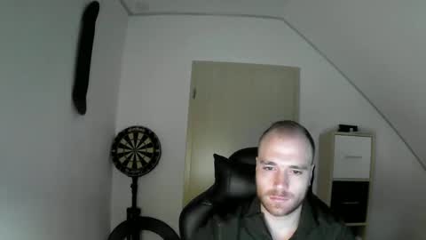 Snapshot of j_german783377 chatting on December 9, 8:11 am here4y online show from December 9, 8:11 am