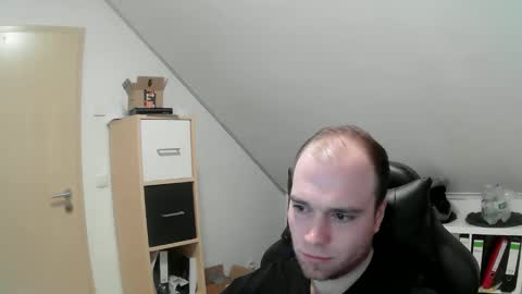 here4y online show from January 7, 11:26 am