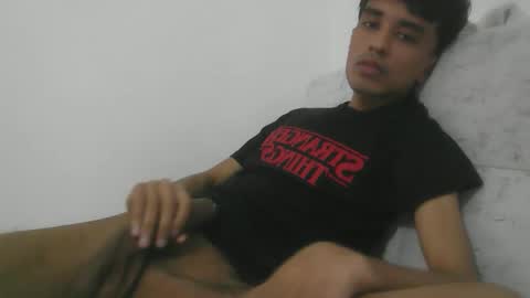 Jean R online show from May 4, 11:06 pm