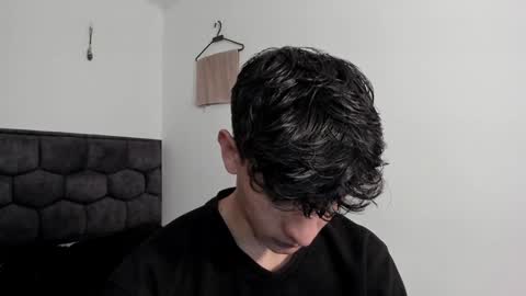 Noah online show from January 4, 12:59 pm