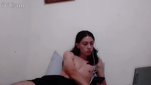 Snapshot of jabravobe chatting on December 15, 3:56 am Andrs online show from December 15, 3:56 am