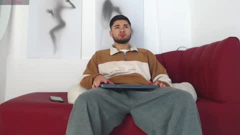    online show from April 9, 12:11 pm