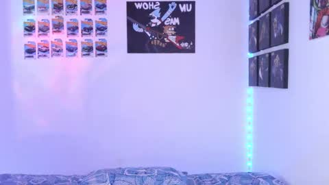 J online show from November 12, 7:58 am