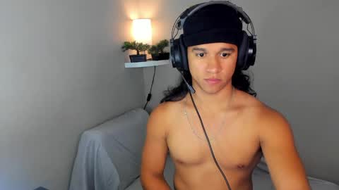 jacke__lee online show from April 22, 5:03 am