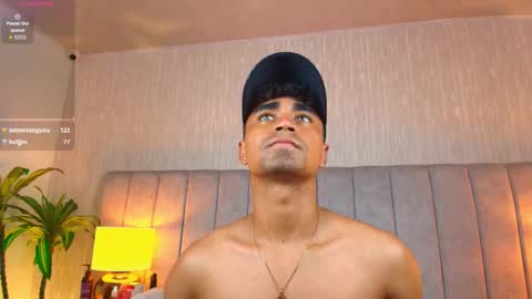 Snapshot of jacob_606 chatting on October 19, 12:04 am Jacobo online show from October 19, 12:04 am