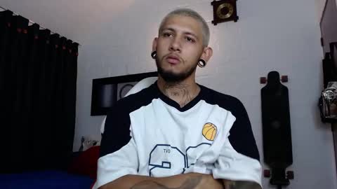 Michael Caicedo online show from February 3, 6:13 am