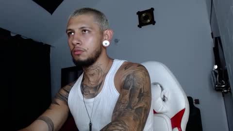 Michael Caicedo online show from February 9, 3:00 am