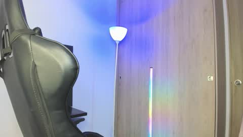 jacobb116 online show from October 22, 1:20 am