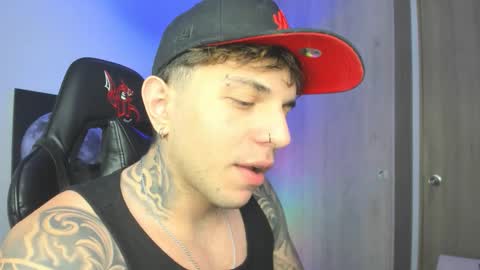 jacobb116 online show from October 20, 12:47 am