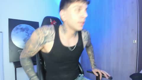 jacobb116 online show from November 29, 1:07 am