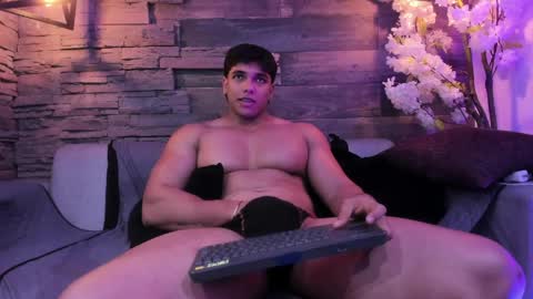 Jacob Stonne online show from April 20, 6:10 pm