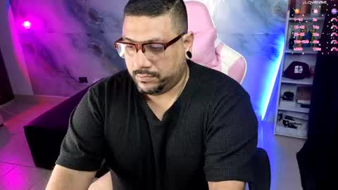 daddy sir master bear online show from April 18, 7:07 pm