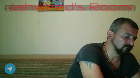 Snapshot of jahweed8 chatting on September 17, 12:33 am Jahweed online show from September 17, 12:33 am