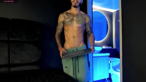 Santiago online show from March 7, 8:23 am