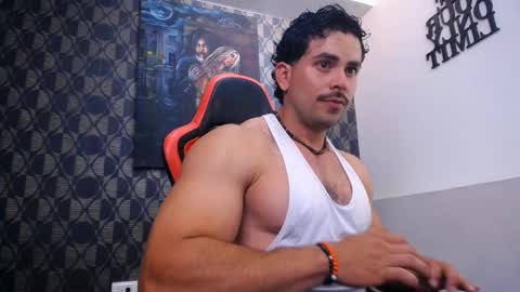 Snapshot of jakeskye chatting on February 28, 1:47 am JakeSkye online show from February 28, 1:47 am