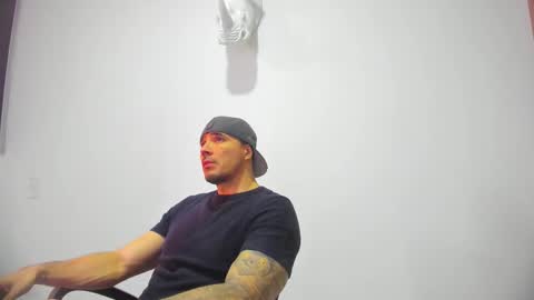jakestone_1 online show from January 31, 8:18 pm