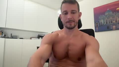 Muscle beast P online show from August 7, 7:04 am