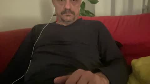 jamelgo online show from December 9, 9:11 pm