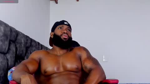 Snapshot of james_bbcmuscle chatting on September 11, 7:13 pm James BBC online show from September 11, 7:13 pm